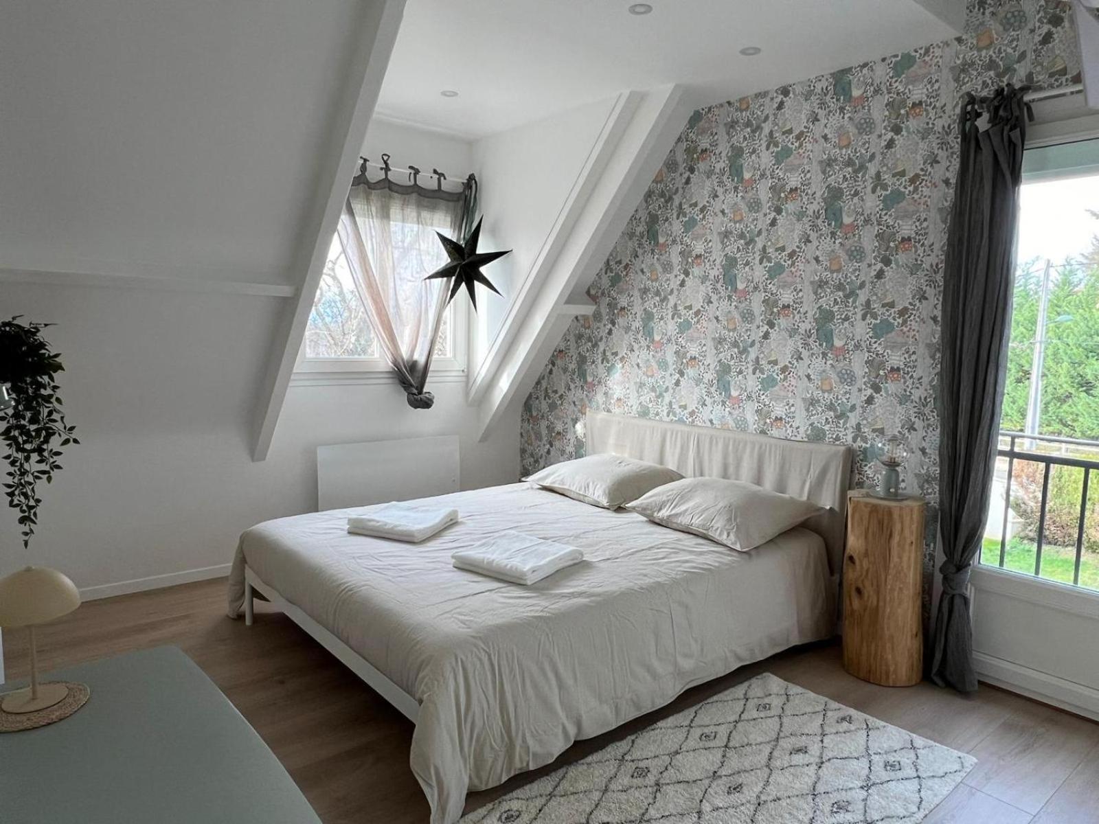 Ferienhaus Maison Familiale, Belle Et Moderne Proche De Versailles Et Thoiry